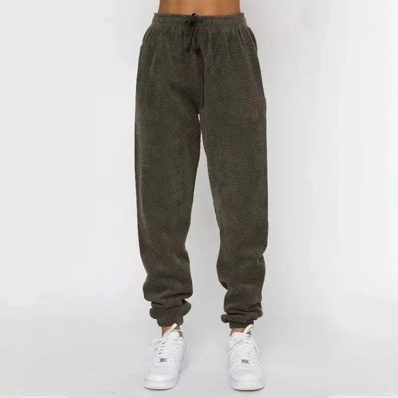 Warme en veelzijdige dames fleece loungewear, perfect om in te relaxen of als comfortabel huispak.