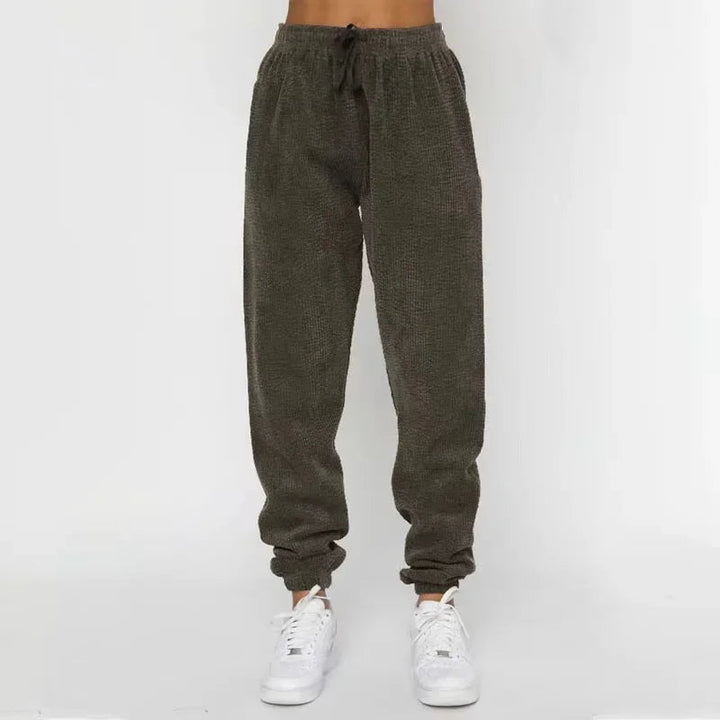 Warme en veelzijdige dames fleece loungewear, perfect om in te relaxen of als comfortabel huispak.