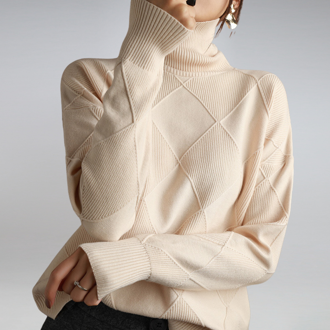 Zachte dames coltrui, gebreid met hoge kraag, elegant en warm voor herfst/winterstijl.