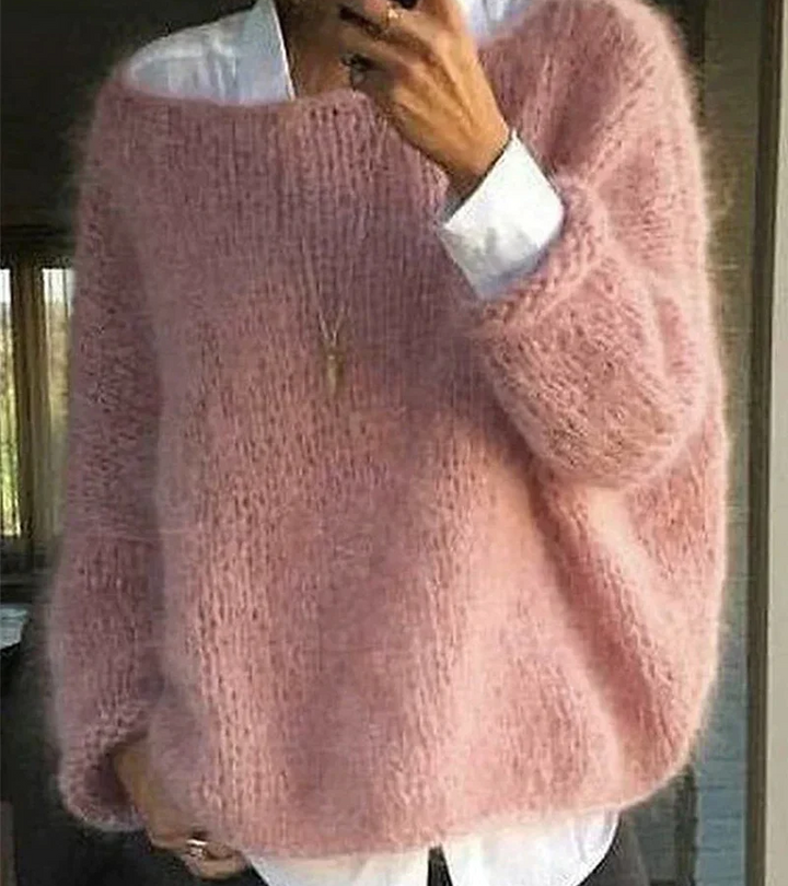 Dames gebreide trui met boothals, oversized en comfortabel, perfect voor wintermode.