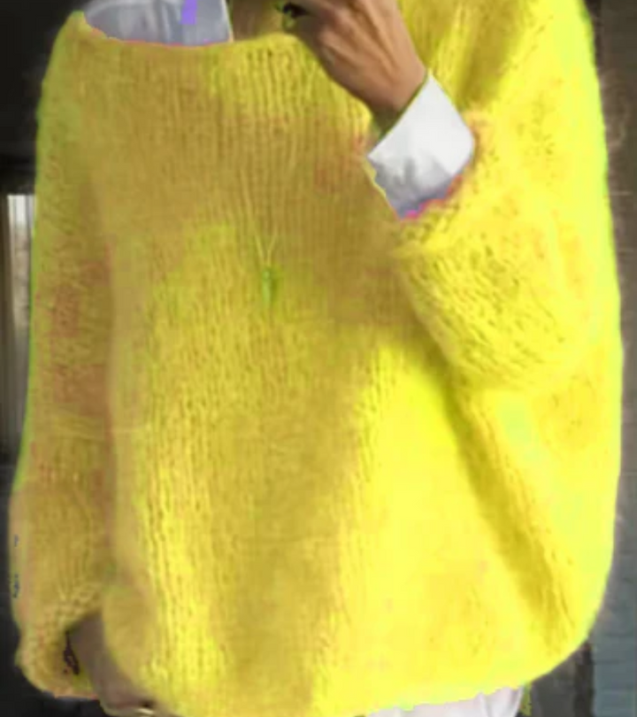 Dames trui, gebreid, met een modieuze boothals en comfortabele oversized look.