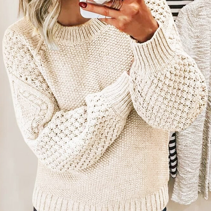 Dames gebreide trui met ronde hals, zacht comfort voor casual of stijlvolle wintermode.