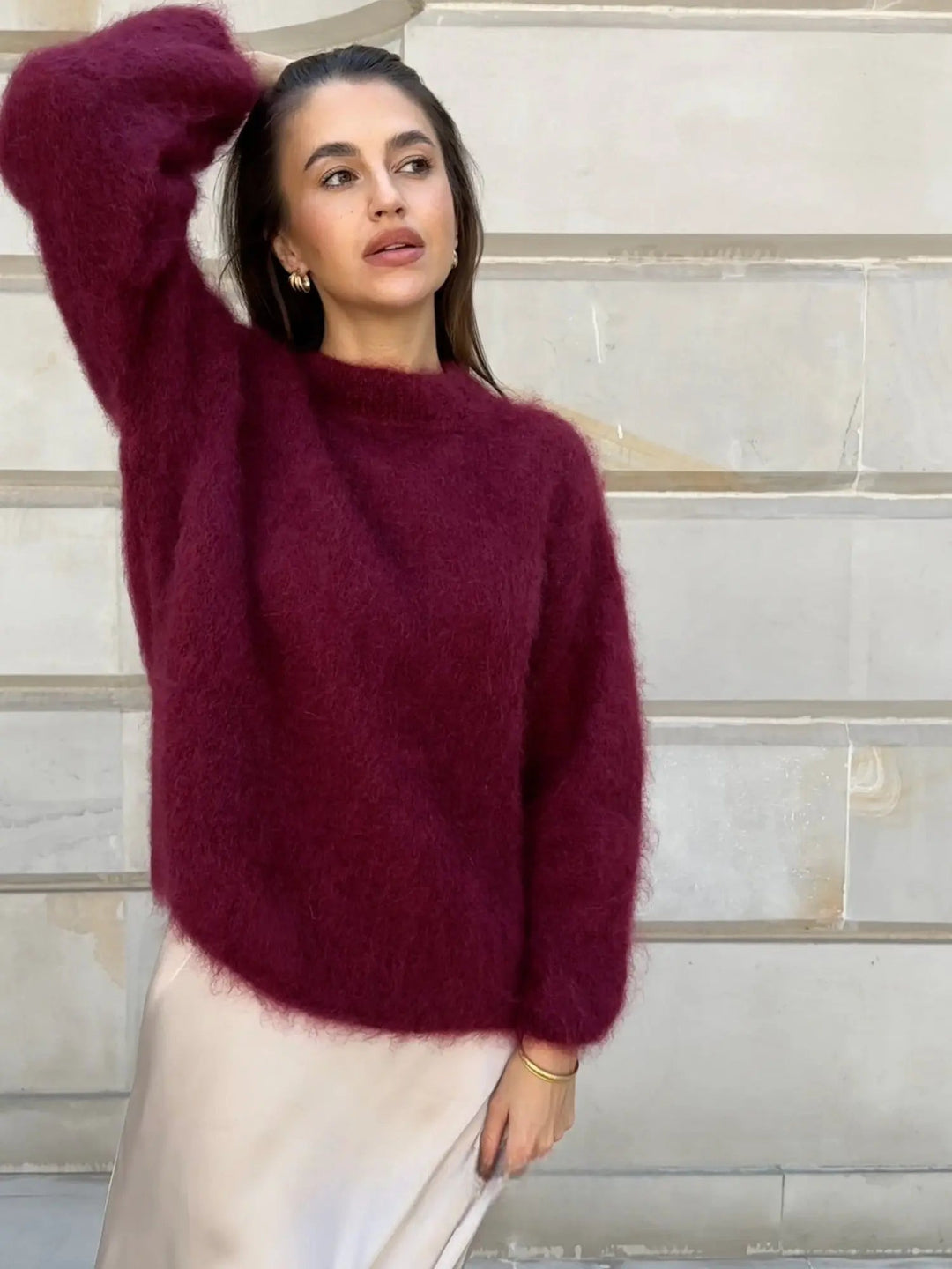 Zachte gebreide trui voor dames, ideaal voor alle seizoenen. Comfortabele en modieuze dames sweater.