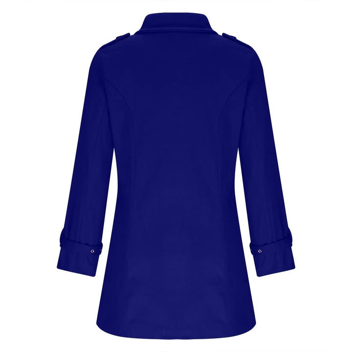 Dames trenchcoat: lange elegante jas met dubbele knoopsluiting en riem, ideaal voor een zakelijke look.