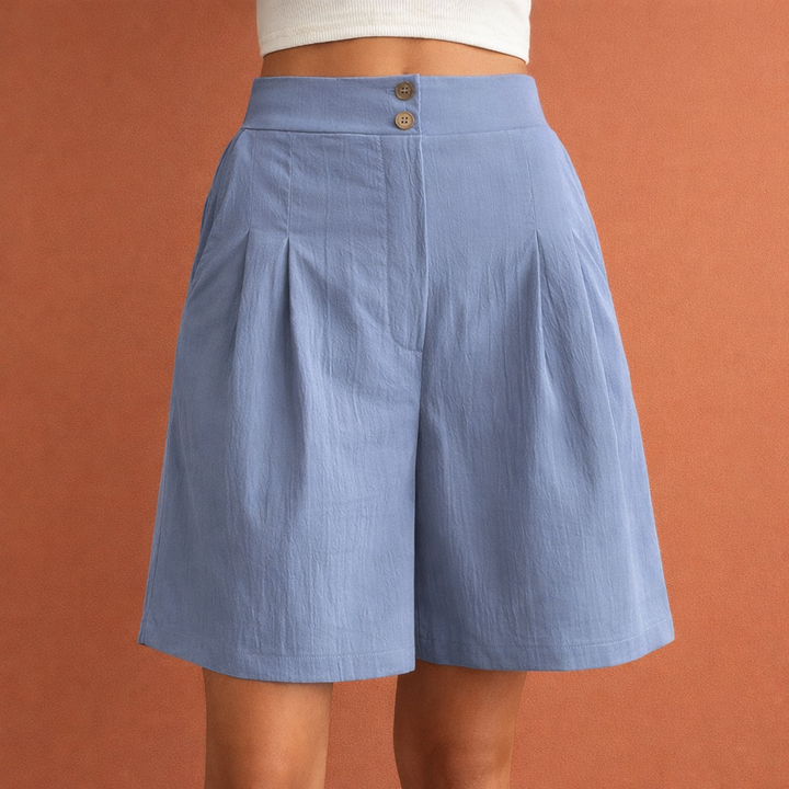 Dames high waisted shorts in een lichte stof met wijde pijpen, perfect voor zomerse casual outfits.