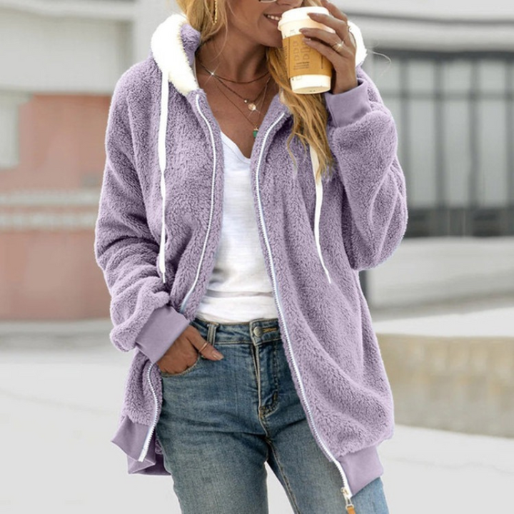 Trendy dameshoodie met praktische ritssluiting, capuchon en zakken, comfortabel voor casual dagelijks gebruik.