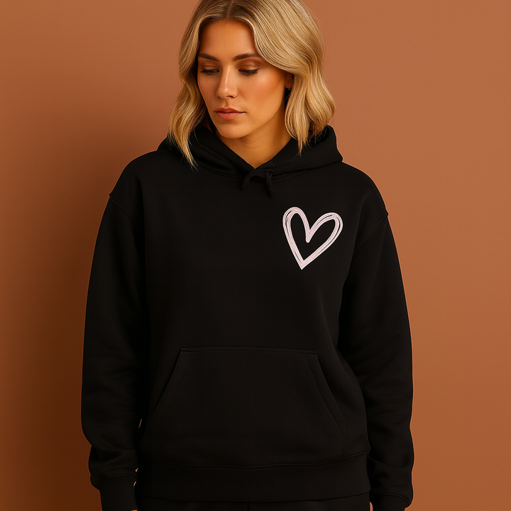 Zachte, comfortabele dames hoodie met trendy hartprint; perfect voor dagelijkse stijl en warmte.