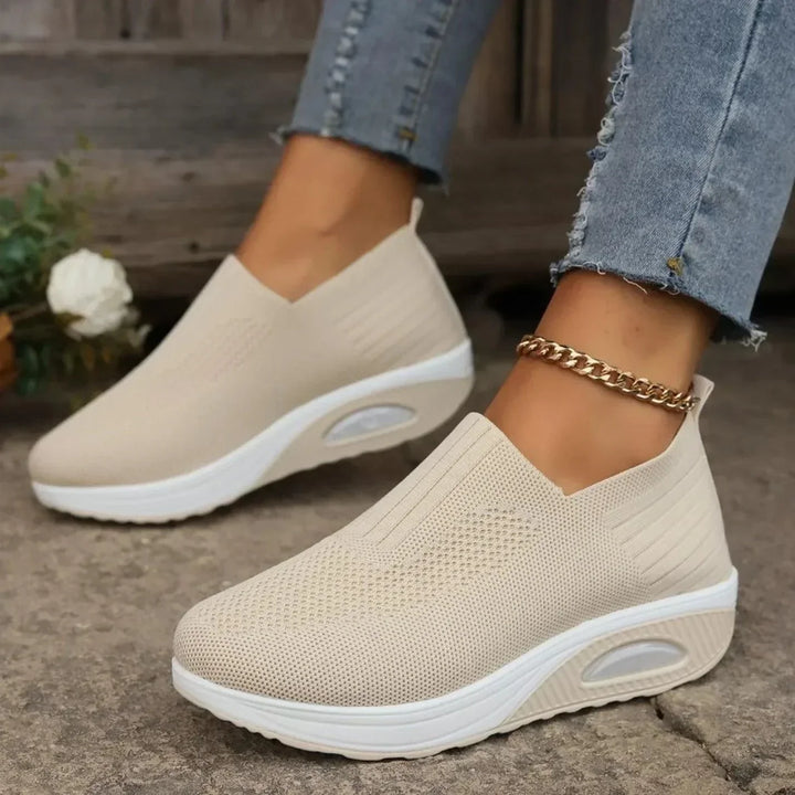 Vetersloze damesschoenen, ademende instapsneakers bieden ultiem comfort en een lichtgewicht gevoel.