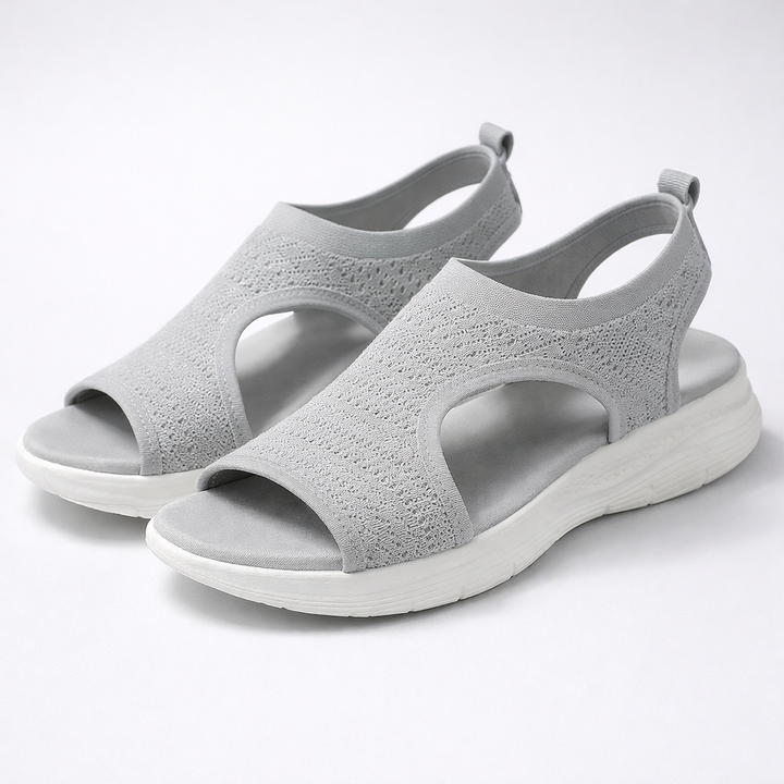 Lichtgewicht Joline strand sandalen voor dames, met ergonomische voetondersteuning voor ultiem comfort.