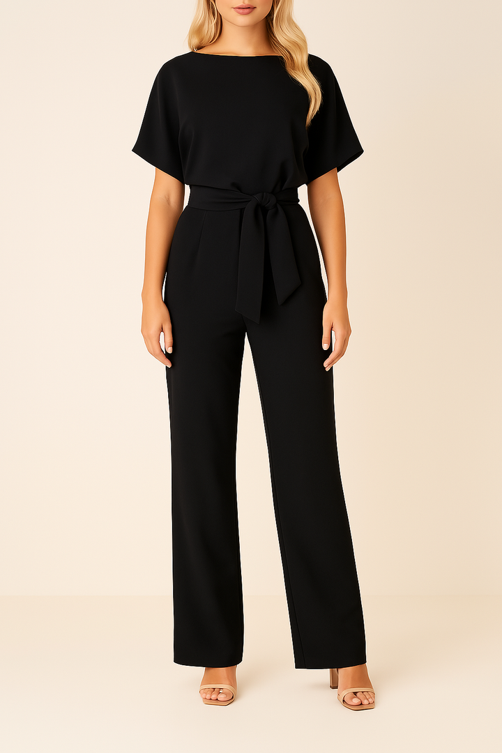 Comfortabele zomer jumpsuit voor dames, korte mouwen en modieuze ronde hals. Veelzijdig en trendy.