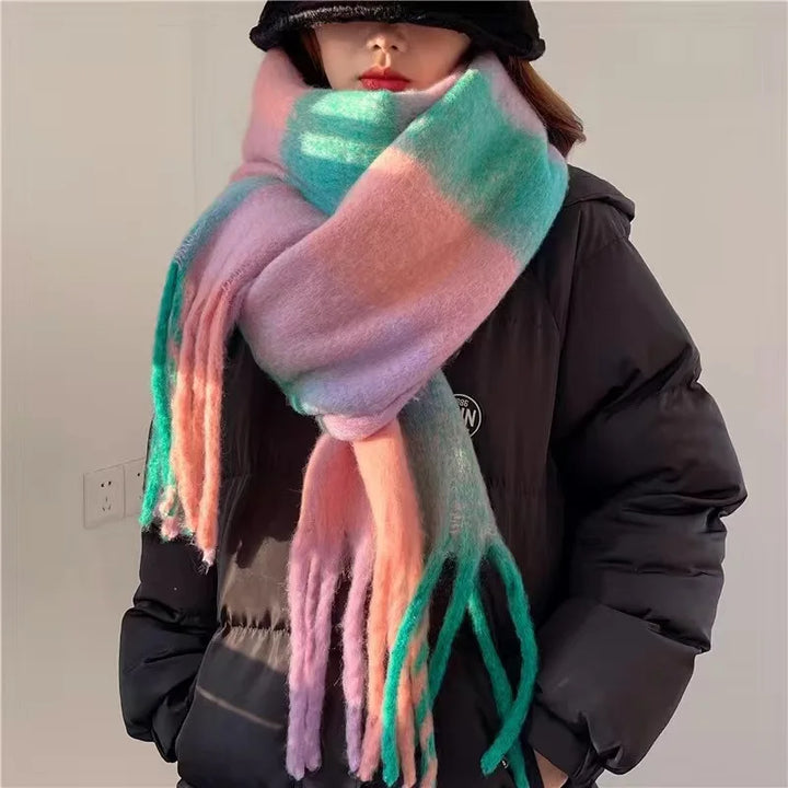 Warme, dikke kasjmier sjaal, ideaal voor de winter. Zacht en luxe accessoire voor dames in diverse kleuren.