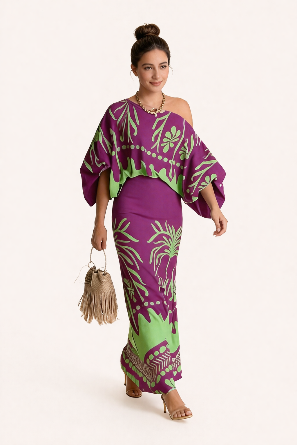 Elegante dames rokblouseset met vrolijke lenteprint, ideaal voor casual of feestelijke zomeroutfits in paars en zwart.