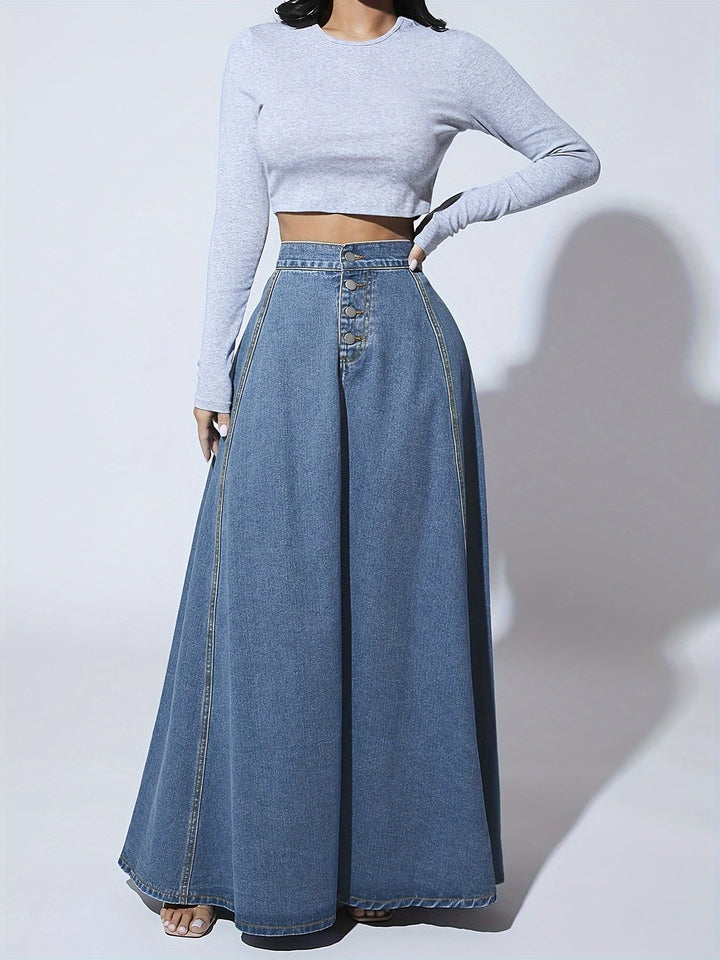 Lichtblauwe zomer maxi rok voor vrouwen. Hoge taille en uitlopend model voor een moeiteloos elegante look.