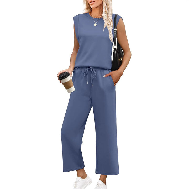 Dames loungewear set: elegante mouwloze top & comfortabele wide-leg broek voor thuis.