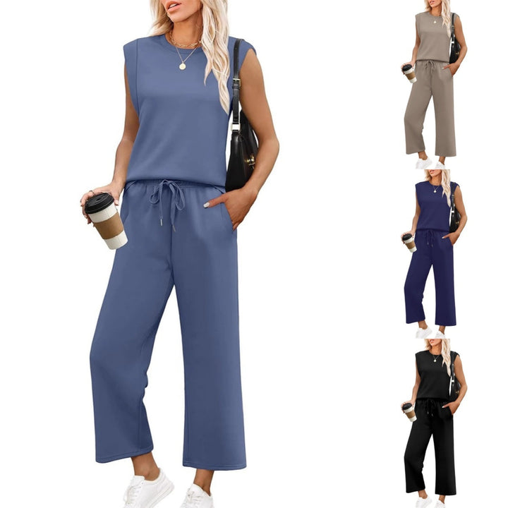 Elegante dames set voor thuis: mouwloze top en comfortabele wide-leg broek.
