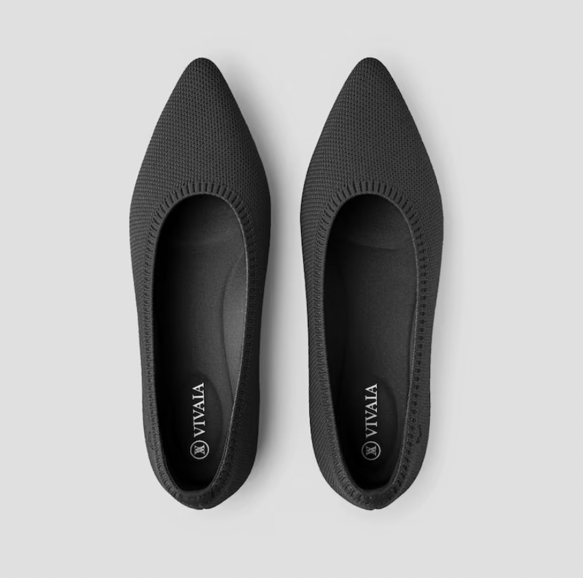 Zwarte Lunessa ballerina's voor dames: stijlvol, comfortabel en casual voor zomerse looks.