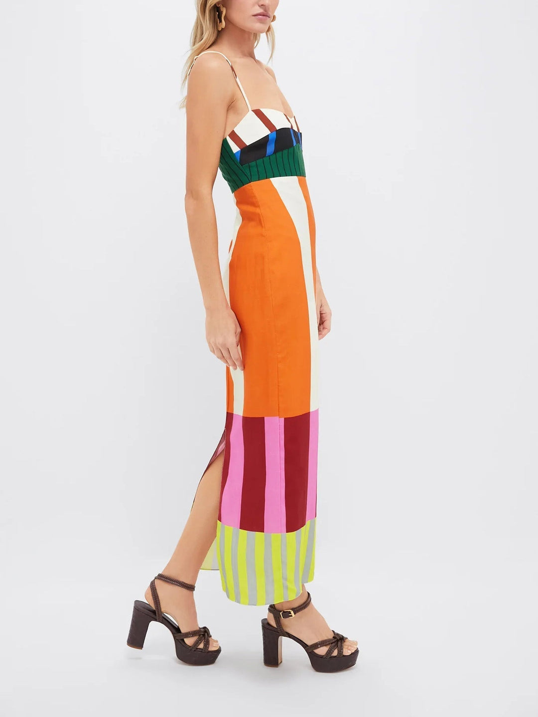 Mouwloze maxi jurk voor vrouwen met speelse streepprint en dunne spaghettibandjes, een must-have zomeritem.