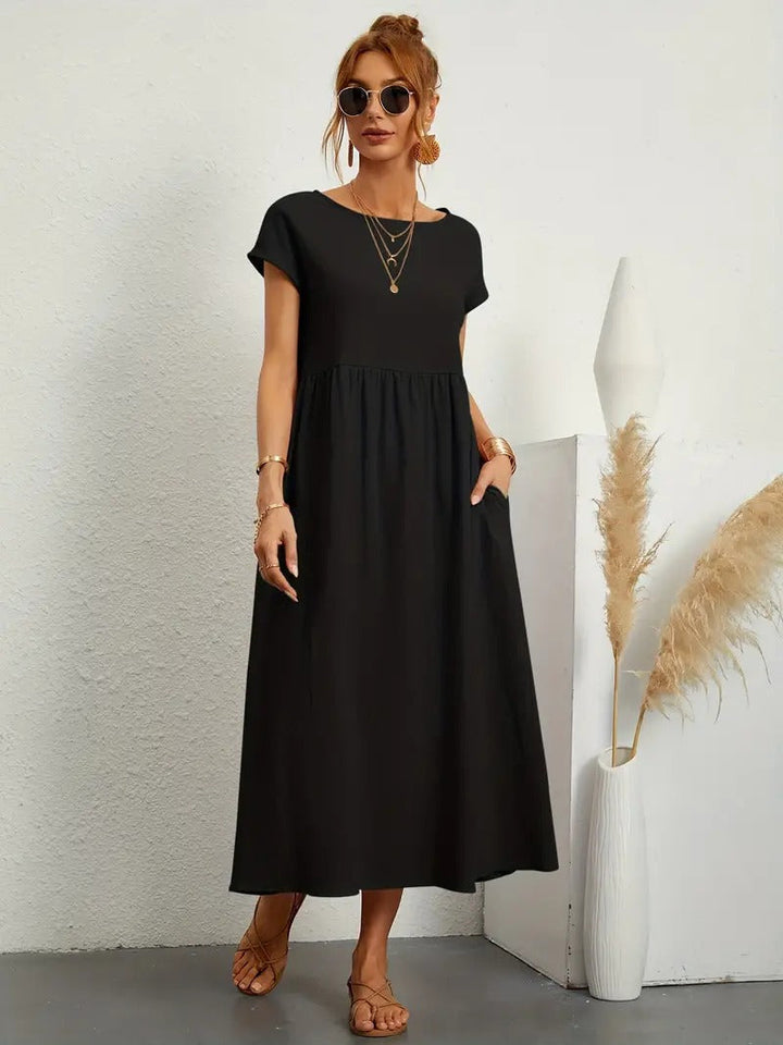 Rode casual midi jurk voor vrouwen, korte mouwen, zakken, geplooide rok. Comfort & stijl.