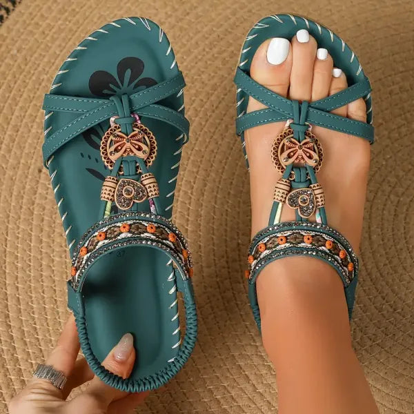 Stijlvolle orthopedische sandalen voor dames, perfect voor de zomer met focus op comfort en elegantie.