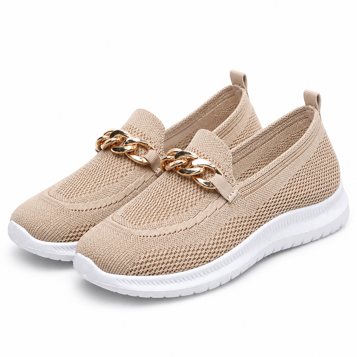 Dames orthopedische instappers in beige, ademend voor comfort en voetondersteuning. Ideaal voor wandelen.