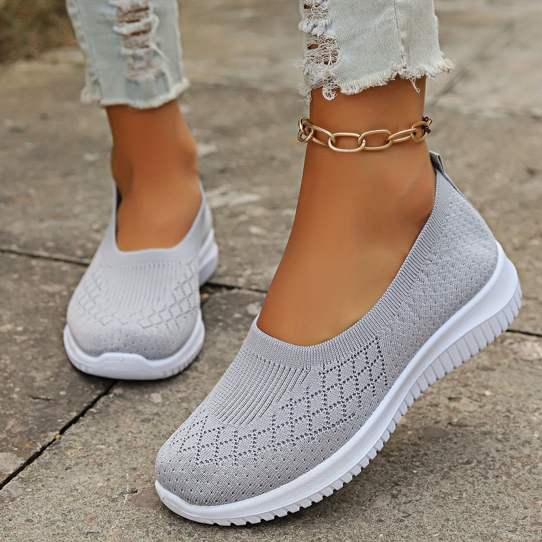 Dames orthopedische instappers, zwart, voor ultiem comfort en stijl, ideaal voor dagelijks gebruik.