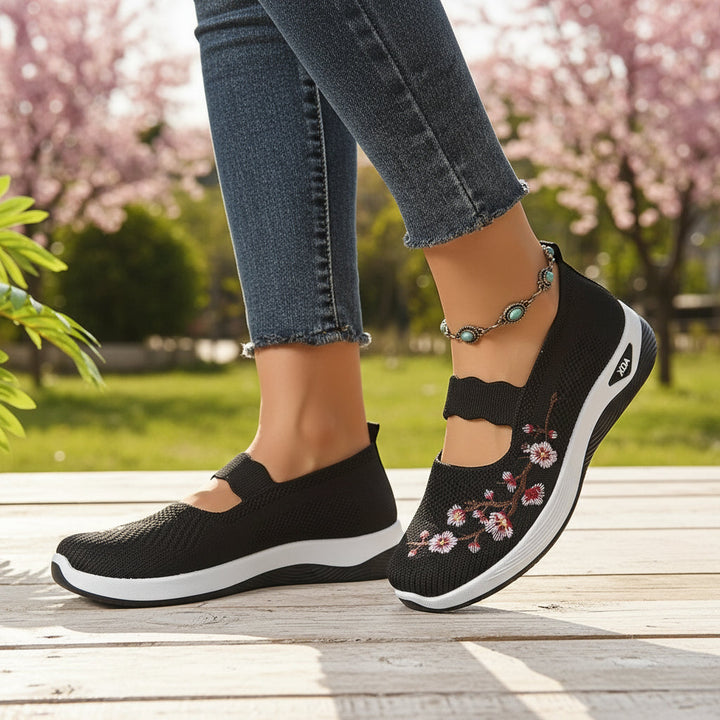 Comfortabele dames orthopedische instapschoenen met schokabsorberende zool, ideaal voor wandelen en dagelijks gebruik.