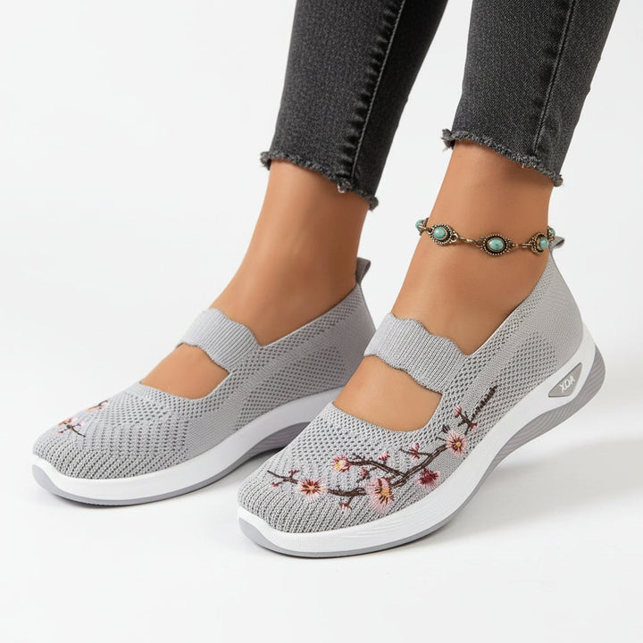 Casual dames slip-on orthopedische schoenen, perfect voor brede voeten. Ademend en comfortabel voor dagelijks gebruik.