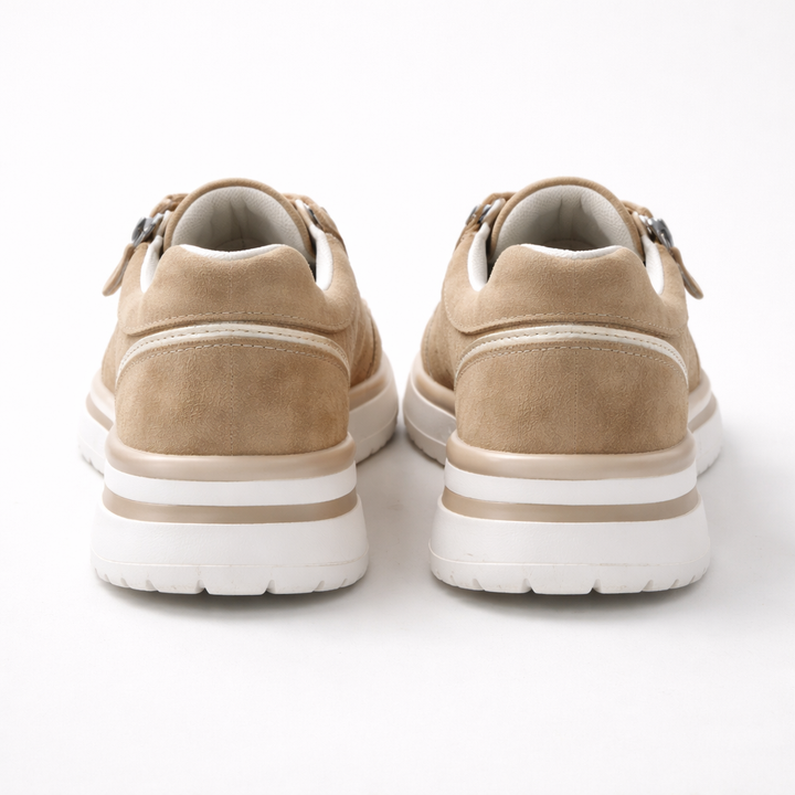 Stijlvolle orthopedische sneakers voor dames, bieden optimale ondersteuning en verlichting bij voetpijn.