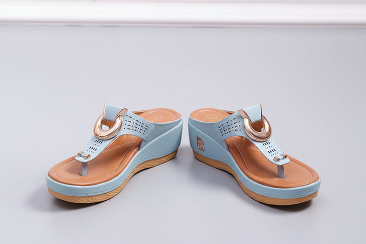 Comfortabele Livianne dames sandalen met brede bandjes; de ideale orthopedische zomerschoen voor elke dag.