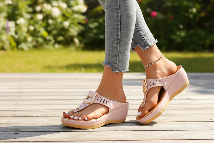 Stijlvolle orthopedische zomerschoenen Livianne voor dames, met focus op comfort en gezonde voeten.