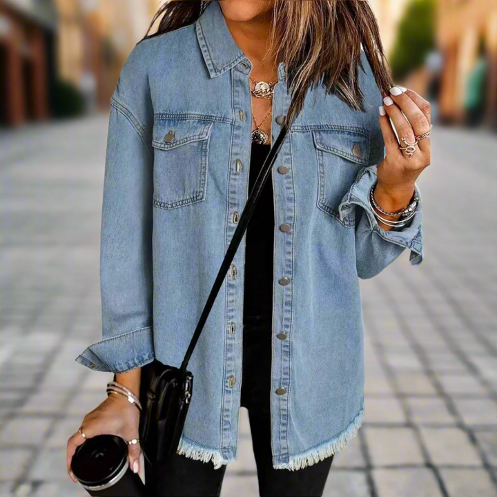 Trendy dames overhemd jack met losse pasvorm en praktische zakken. Perfect als casual buitenjas.