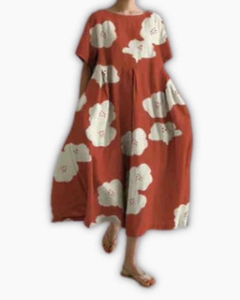 Oversized dames casual jurk met ronde hals, korte mouwen en vrolijke stippenprint, perfect voor zomer.