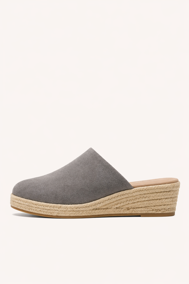 Beige dames plateauklompen, stijlvolle en comfortabele zomerschoenen.