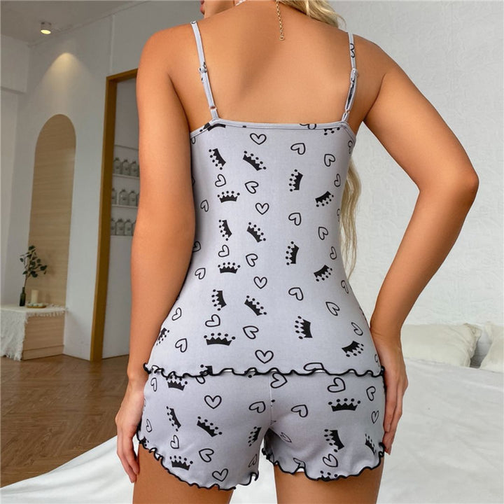 Comfortabele loungewear pyjamaset dames, spaghettibandjes en kanten rand voor thuis.