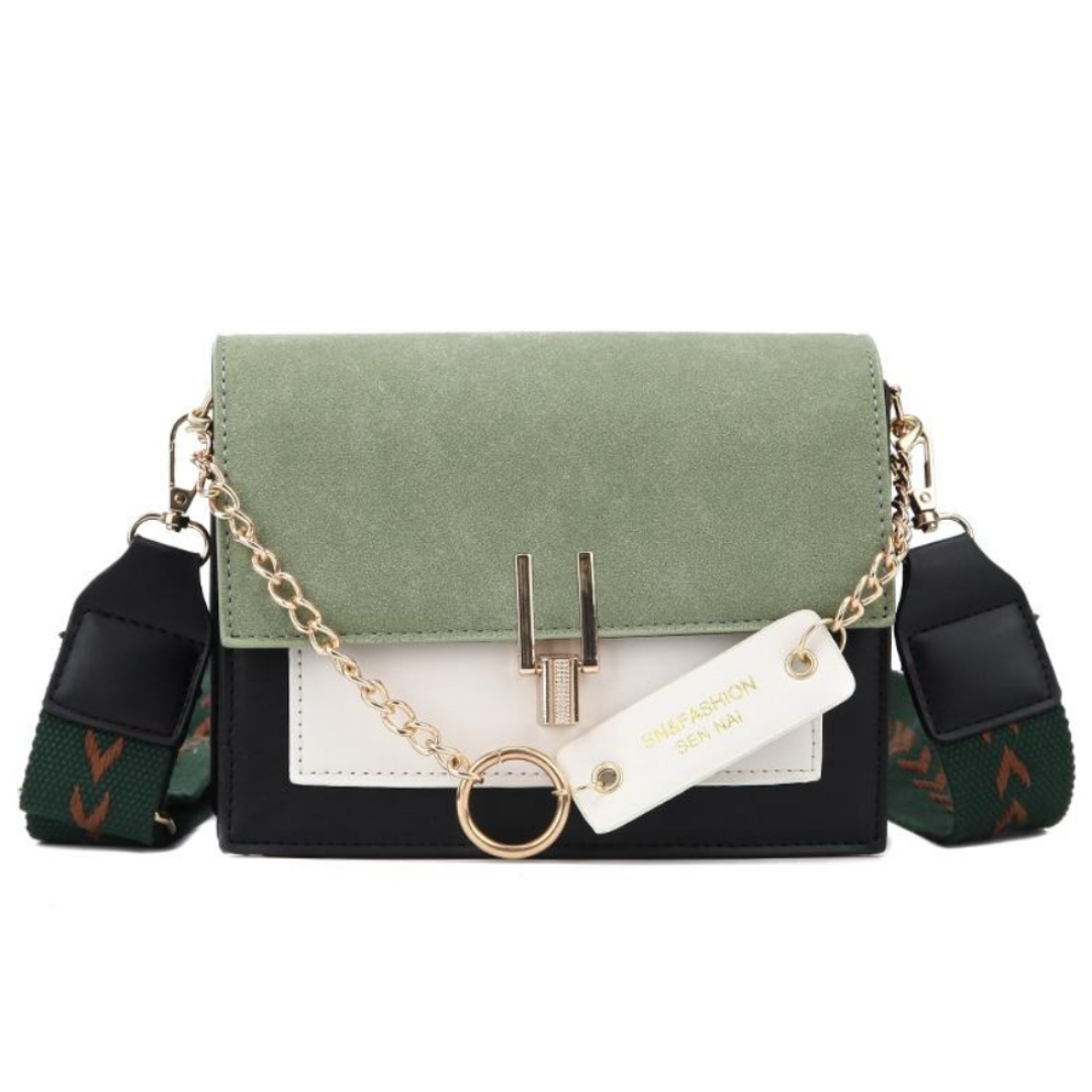 Trendy Sana schoudertas, dé dames tas van deze zomer in kunstleer. Een stijlvol en handig accessoire.