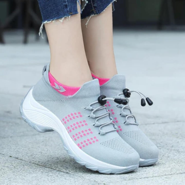 Dynamische dames sneakers met sokontwerp; bieden ultiem comfort en schokabsorptie voor sport en vrije tijd.