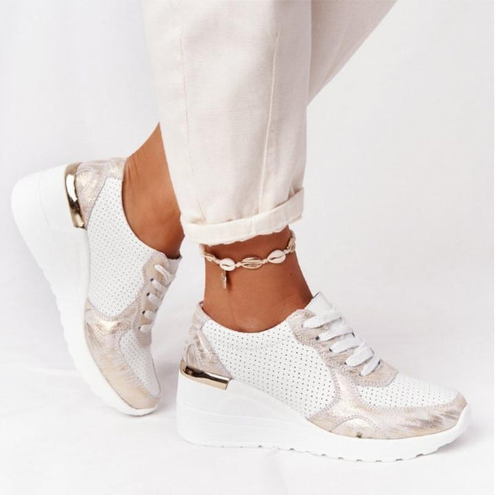 Trendy modieuze dames sneakers voor vrouwen, sportief en casual, met versterkte zool voor dagelijks loopcomfort.