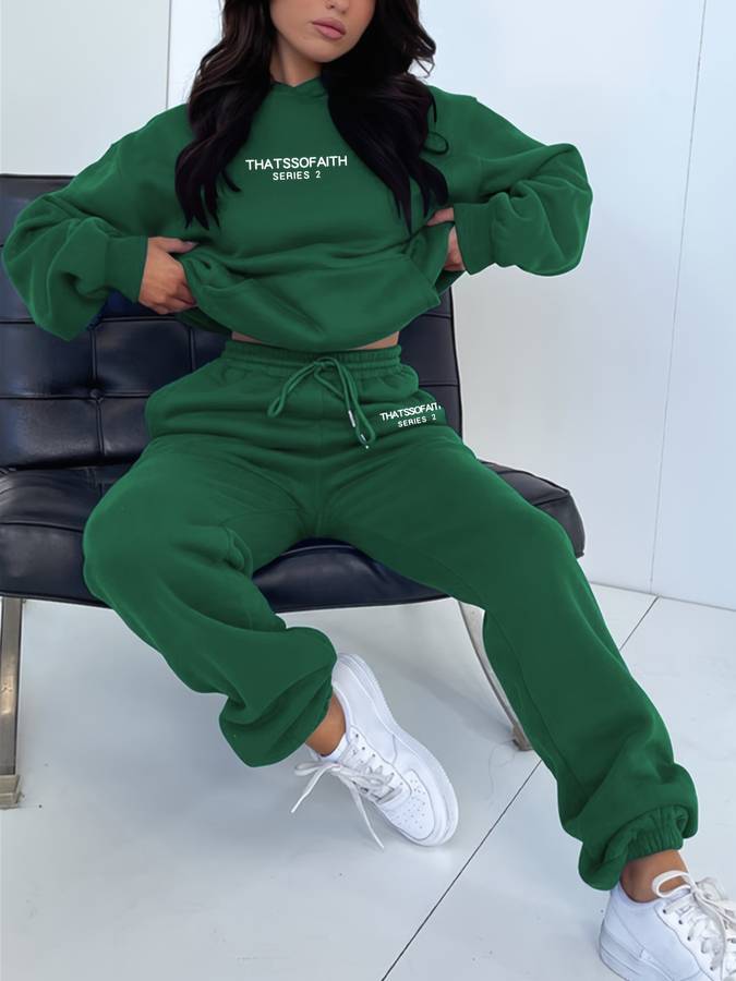 Veelzijdige dames vrijetijds jogging set met warme hoodie en comfortabele rechte broek, perfect voor relaxen.