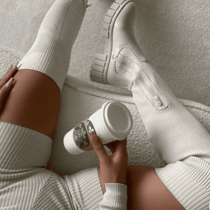 Elegante dames winterlaarzen met stretch en platte zool, perfect voor comfort en stijl in de koude maanden.