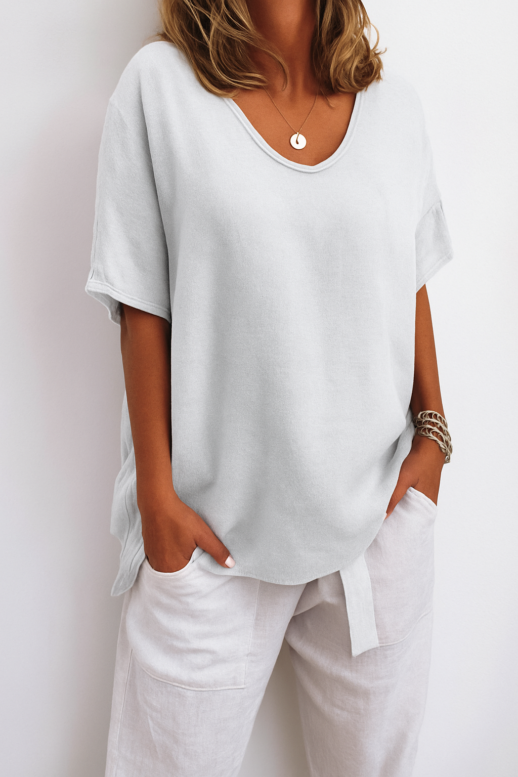 Elegant en comfortabel dames t-shirt met ronde hals, ideaal voor een stijlvolle casual look. Zomerse kleding.