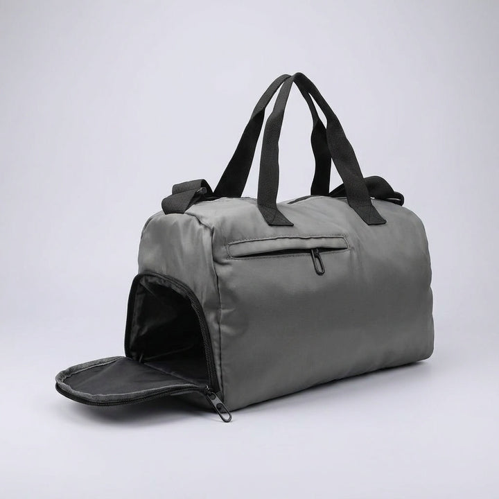 Waterbestendige dames duffel sporttas met handig apart schoenvak, perfect voor fitness en gym.