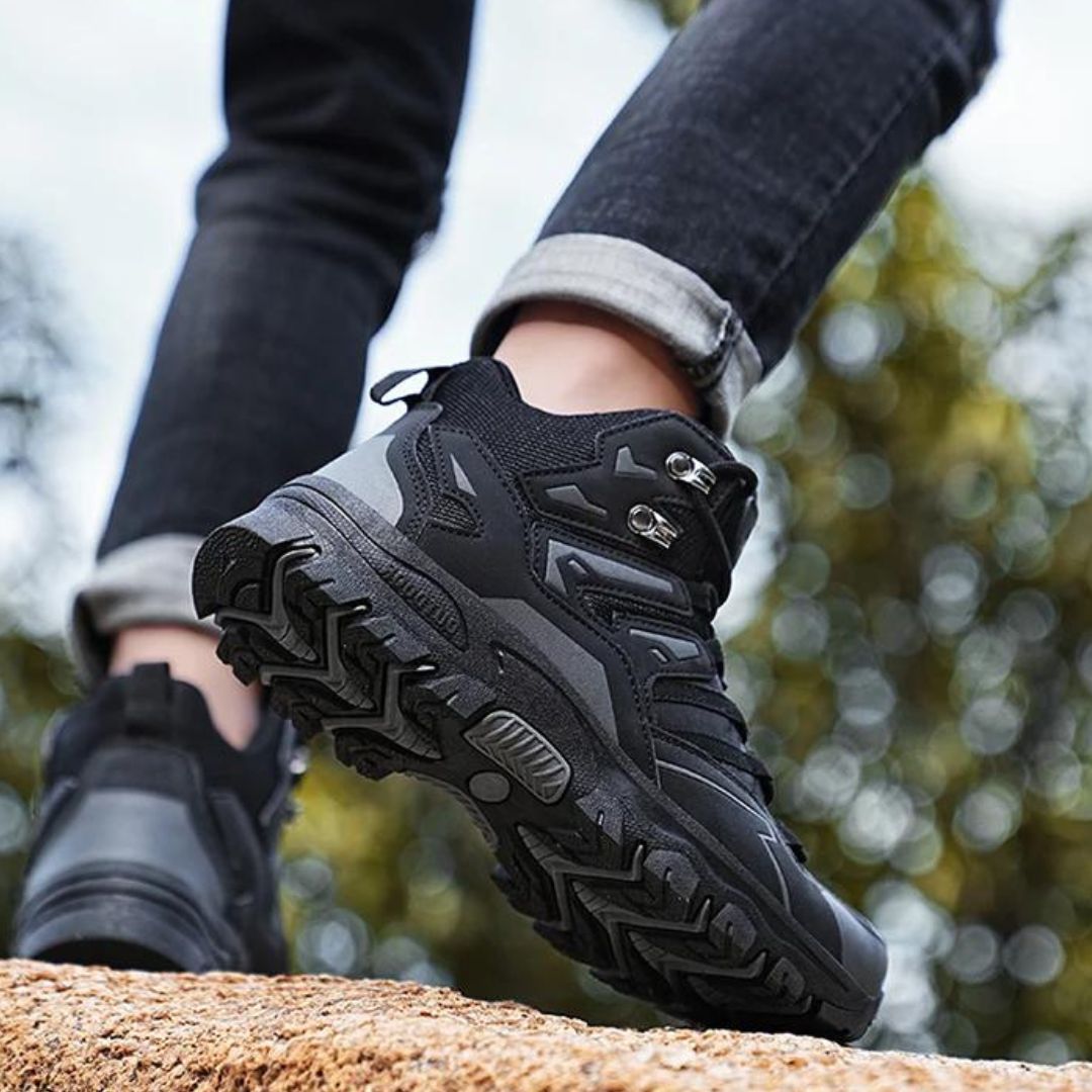 Stijlvolle waterdichte dames sneakers met functionele gripzool voor alledaags gebruik buiten.
