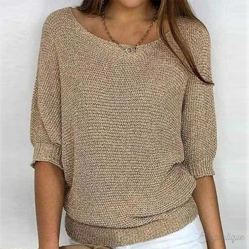 Dames trui met open ronde hals in elegante stijl, perfect voor herfst en winter.