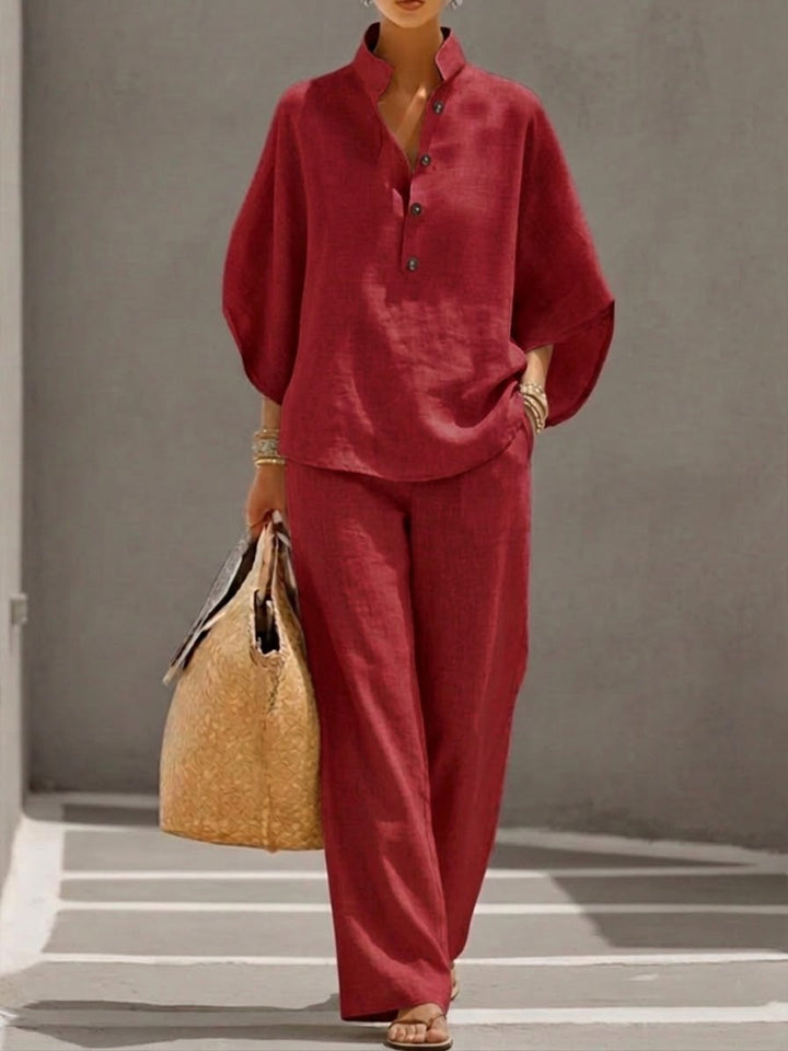 Moderne dames tweedelige set met vleermuismouwen & soepele wijde broek. Ideaal voor lente & zomer.