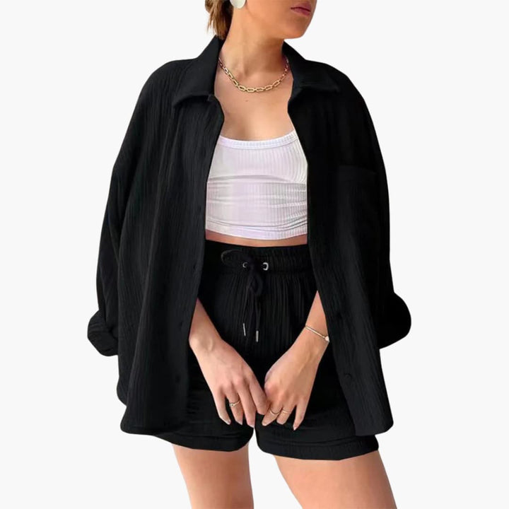 Trendy tweedelige dames set, must-have voor zomerse mode en comfortabele kleding.