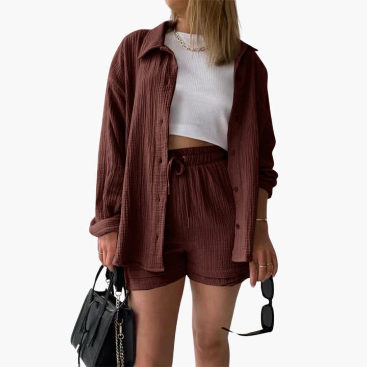 Luchtige tweedelige dames zomerset, perfect voor comfortabele en moderne zomerkleding.