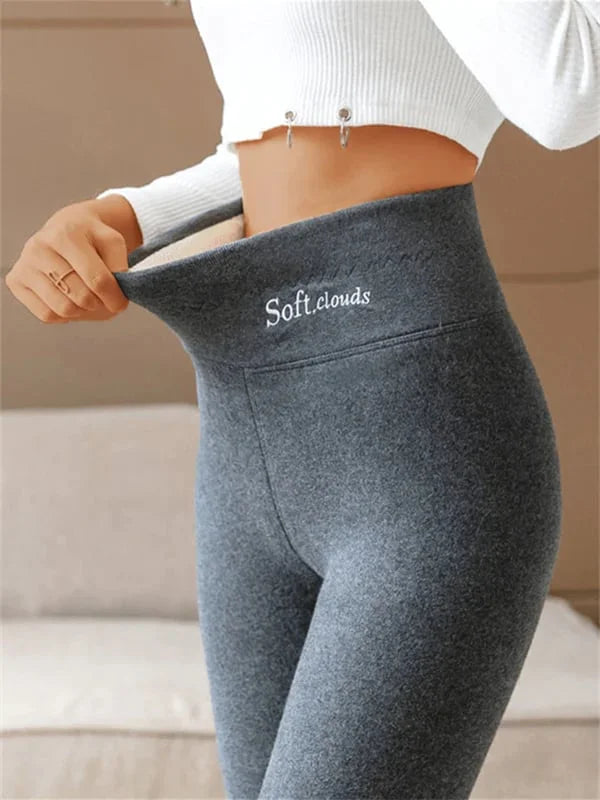 Dames thermische stretch leggings. Warme en comfortabele leggings voor winterse mode, dagelijkse kleding.