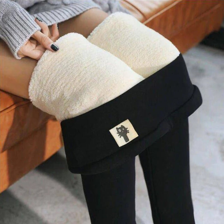 Hoge taille dames leggings, bieden optimale warmte en een flatterende pasvorm voor winterse dagen.