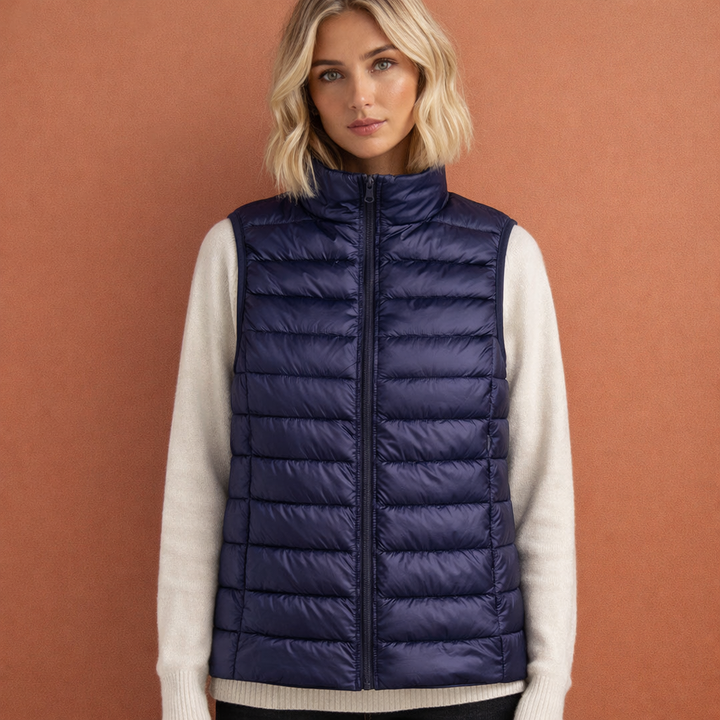 Dames winterbodywarmer met volledige ritssluiting, mouwloos en lekker warm. Ideaal voor koude herfstdagen.