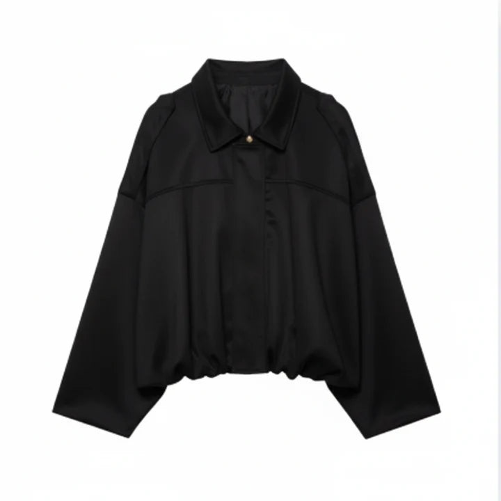 Comfortabel ademend dames jack, oversized en waterafstotend. Ideaal als lente of herfst mode item.